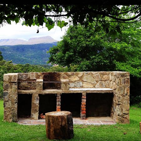 Away With The Fairies Nature Lodge And Backpackers Hogsback Buitenkant foto