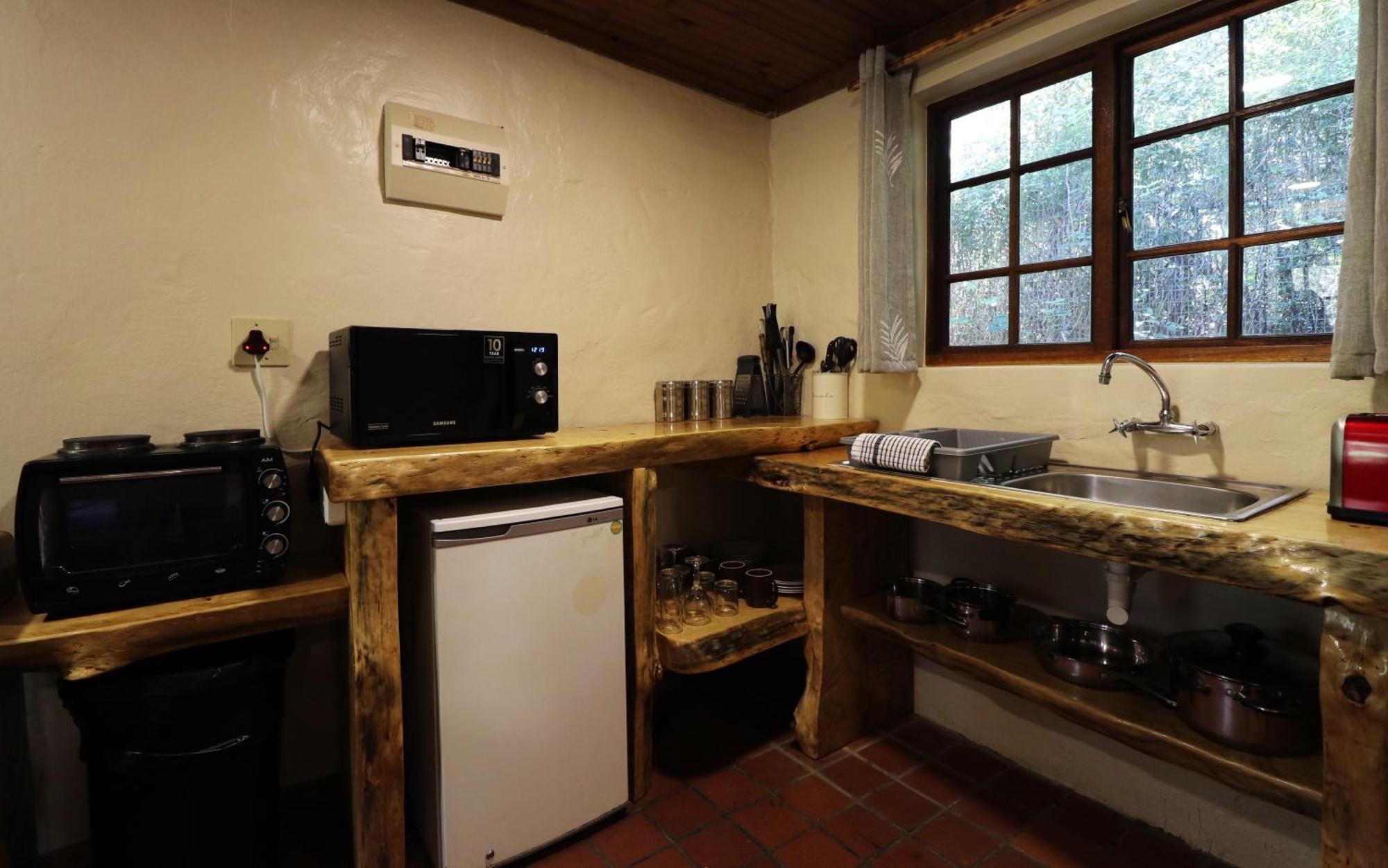 Away With The Fairies Nature Lodge And Backpackers Hogsback Buitenkant foto